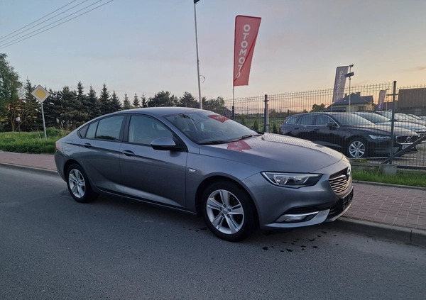 Opel Insignia cena 49200 przebieg: 189000, rok produkcji 2018 z Szczecin małe 781